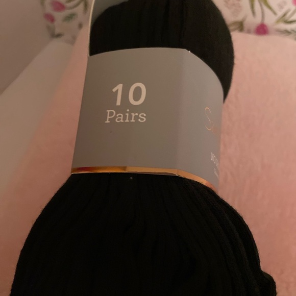 Sam and Olivia 10pair no show black socks shoe size  4-10. Polyester & spandex - Picture 3 of 4